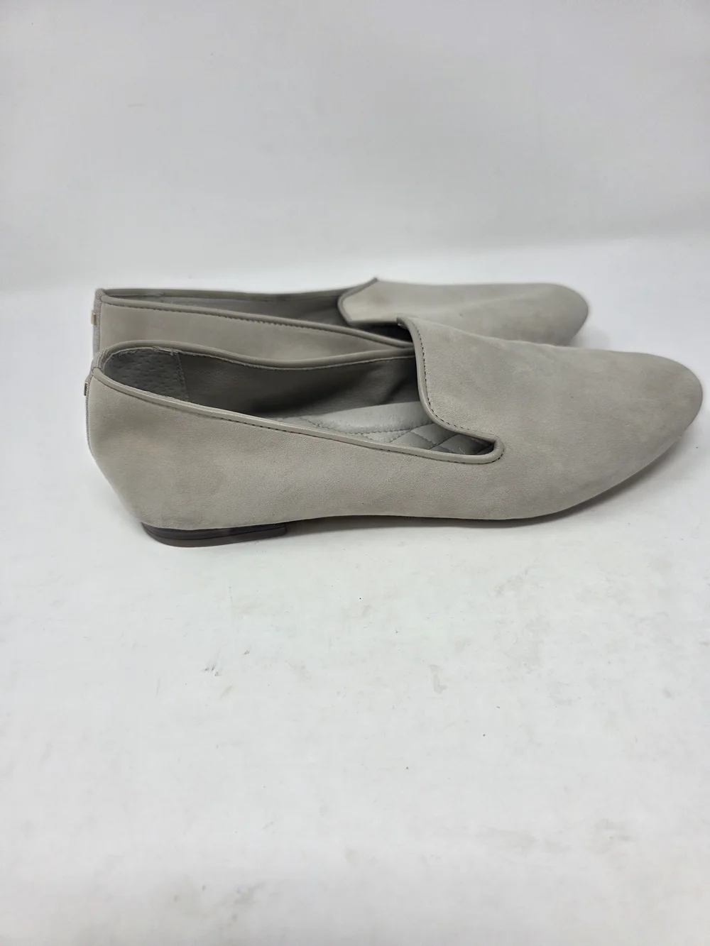 Birdies Women’s Loafers Size 8 Gray/Beige Suede Smoking Flats Quilted Insole